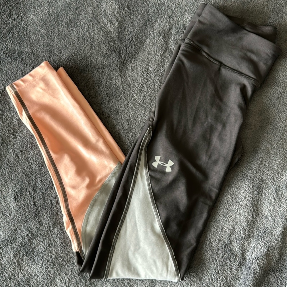 Under Armour compression heat gear, leggings, size small